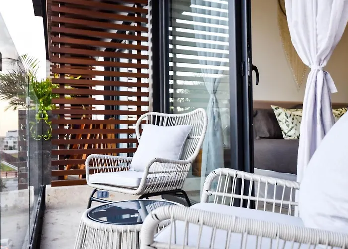 Apartment Lil Town Menesse By Casago